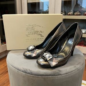 Burberry Dark Nickel Heels w/ Signature Buckle EU37.5 (US7.5)